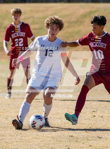 Thumbnail 3 in First Flight vs. Hickory (NCHSAA 3A Final) photogallery.