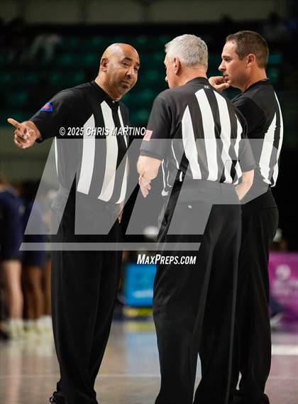 Thumbnail 3 in Blythewood vs Summerville (SCHSL 5A-D1 Final) photogallery.