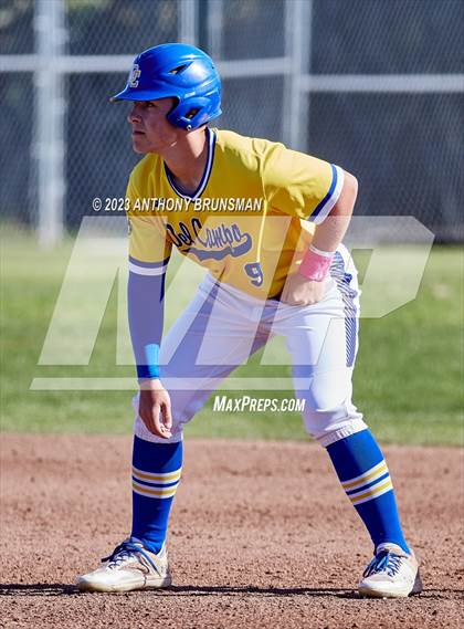 Thumbnail 1 in Rio Americano vs. Del Campo photogallery.