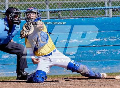 Thumbnail 3 in Rio Americano vs. Del Campo photogallery.