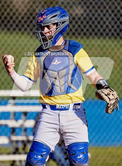 Thumbnail 1 in Rio Americano vs. Del Campo photogallery.
