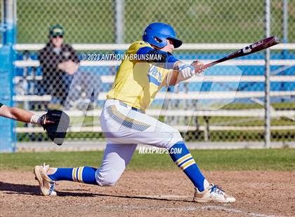 Thumbnail 3 in Rio Americano vs. Del Campo photogallery.