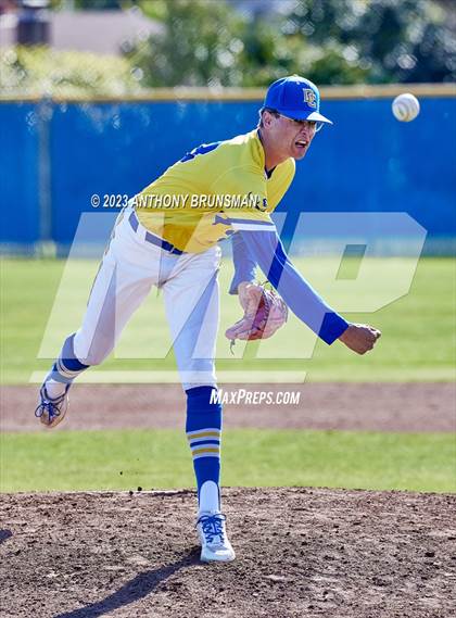 Thumbnail 2 in Rio Americano vs. Del Campo photogallery.