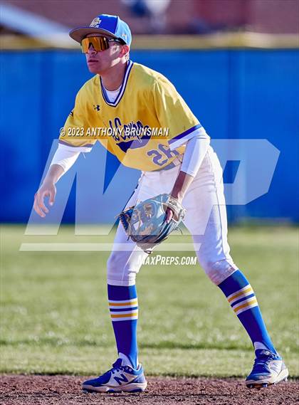 Thumbnail 2 in Rio Americano vs. Del Campo photogallery.