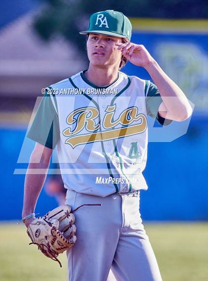 Thumbnail 3 in Rio Americano vs. Del Campo photogallery.