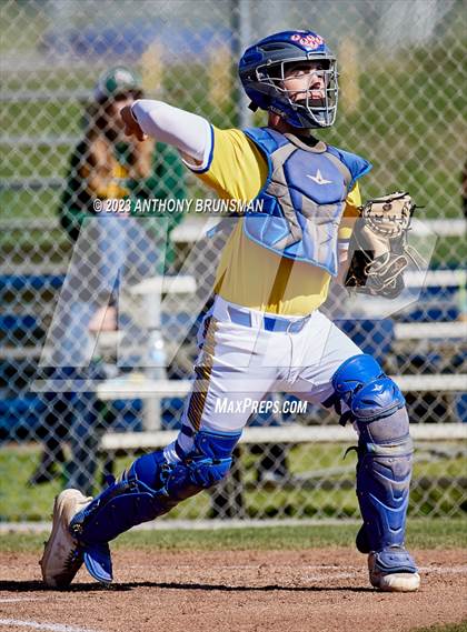 Thumbnail 1 in Rio Americano vs. Del Campo photogallery.