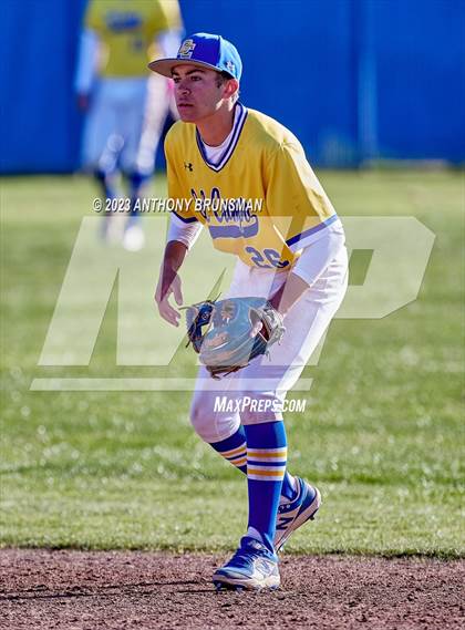 Thumbnail 3 in Rio Americano vs. Del Campo photogallery.