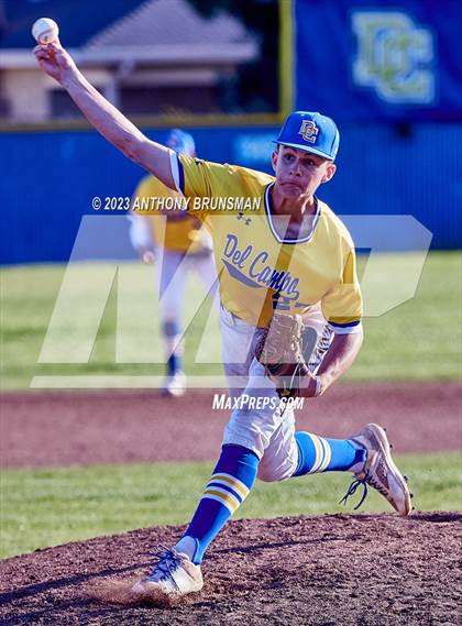 Thumbnail 3 in Rio Americano vs. Del Campo photogallery.