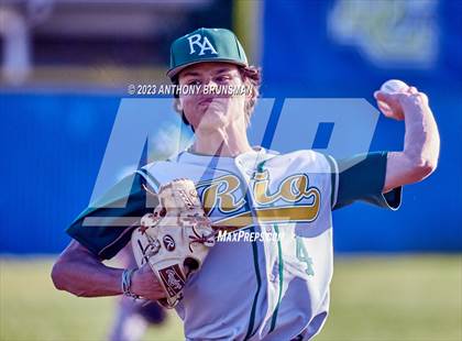 Thumbnail 3 in Rio Americano vs. Del Campo photogallery.