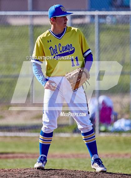 Thumbnail 3 in Rio Americano vs. Del Campo photogallery.