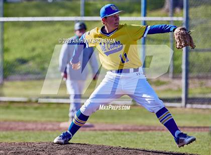 Thumbnail 3 in Rio Americano vs. Del Campo photogallery.