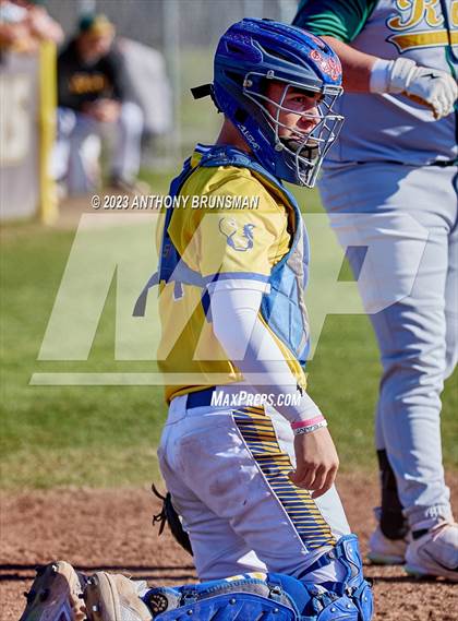 Thumbnail 2 in Rio Americano vs. Del Campo photogallery.