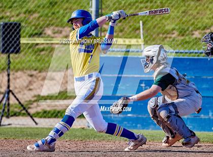 Thumbnail 1 in Rio Americano vs. Del Campo photogallery.