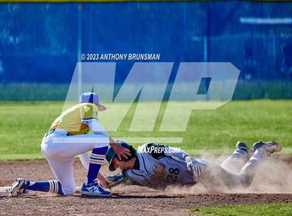 Thumbnail 3 in Rio Americano vs. Del Campo photogallery.