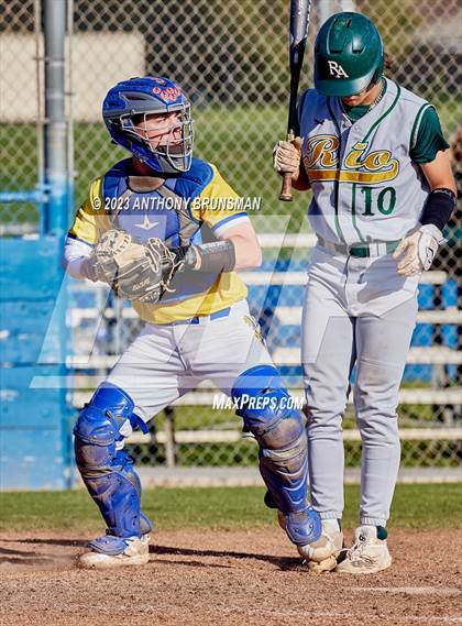 Thumbnail 3 in Rio Americano vs. Del Campo photogallery.