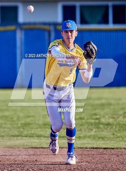Thumbnail 3 in Rio Americano vs. Del Campo photogallery.