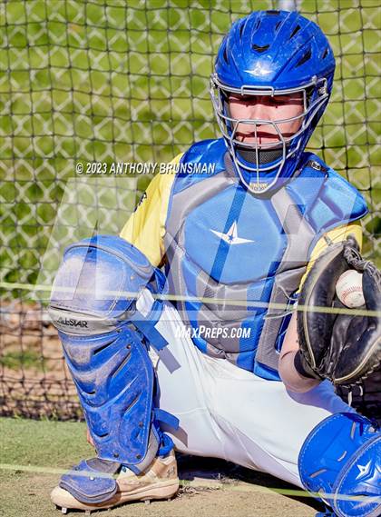 Thumbnail 1 in Rio Americano vs. Del Campo photogallery.