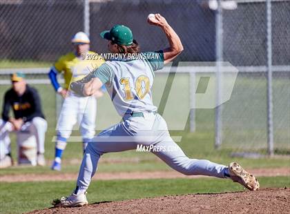 Thumbnail 3 in Rio Americano vs. Del Campo photogallery.