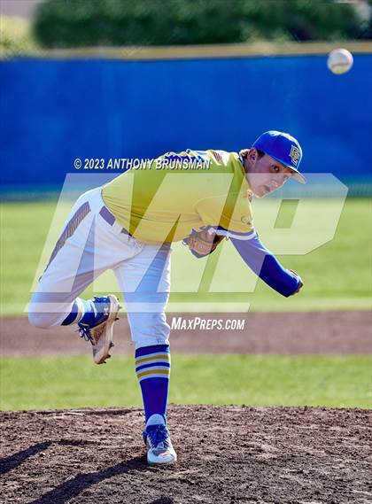Thumbnail 2 in Rio Americano vs. Del Campo photogallery.