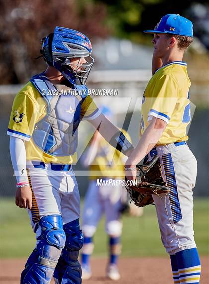 Thumbnail 3 in Rio Americano vs. Del Campo photogallery.