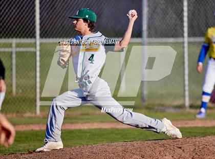 Thumbnail 2 in Rio Americano vs. Del Campo photogallery.