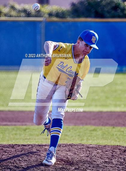 Thumbnail 1 in Rio Americano vs. Del Campo photogallery.