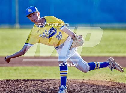 Thumbnail 3 in Rio Americano vs. Del Campo photogallery.