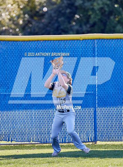 Thumbnail 3 in Rio Americano vs. Del Campo photogallery.