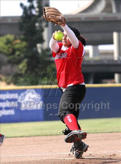 Thumbnail 3 in Gilroy vs. San Benito (CIF CCS D1 Final) photogallery.