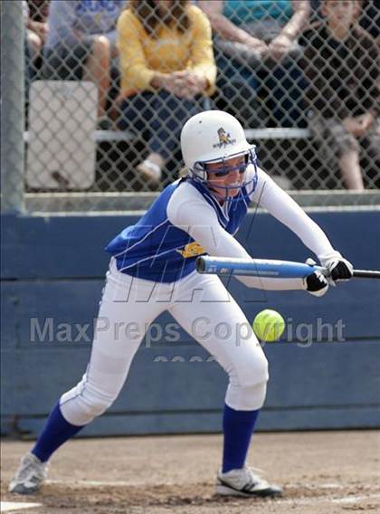 Thumbnail 1 in Gilroy vs. San Benito (CIF CCS D1 Final) photogallery.