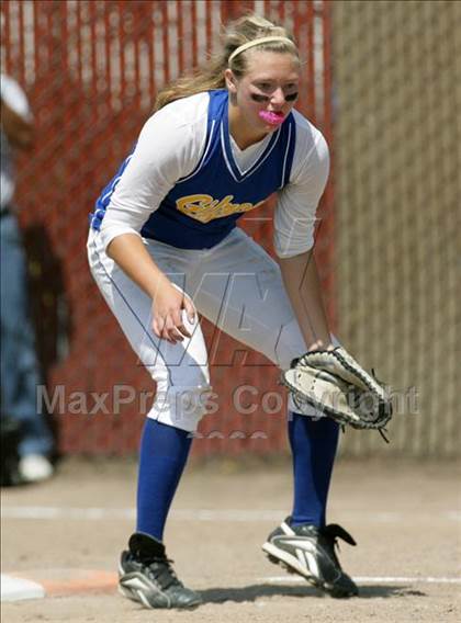 Thumbnail 3 in Gilroy vs. San Benito (CIF CCS D1 Final) photogallery.