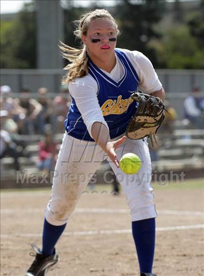 Thumbnail 1 in Gilroy vs. San Benito (CIF CCS D1 Final) photogallery.