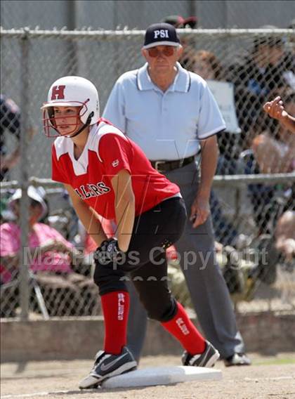 Thumbnail 2 in Gilroy vs. San Benito (CIF CCS D1 Final) photogallery.