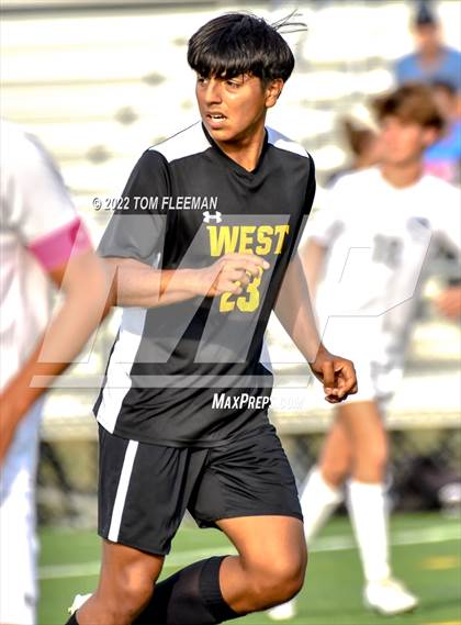 Thumbnail 3 in Shawnee Mission East @ Shawnee Mission West photogallery.