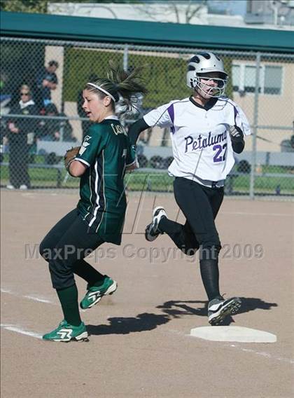 Thumbnail 1 in Petaluma @ Casa Grande photogallery.
