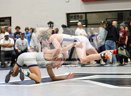 Thumbnail 2 in Roosevelt Invitational photogallery.
