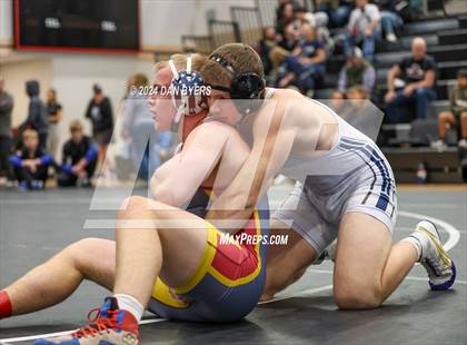 Thumbnail 2 in Roosevelt Invitational photogallery.