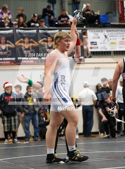 Thumbnail 1 in Roosevelt Invitational photogallery.