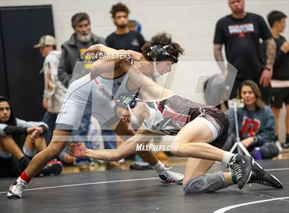Thumbnail 3 in Roosevelt Invitational photogallery.