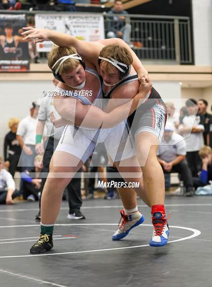 Thumbnail 1 in Roosevelt Invitational photogallery.