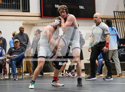 Thumbnail 1 in Roosevelt Invitational photogallery.
