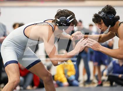 Thumbnail 1 in Roosevelt Invitational photogallery.