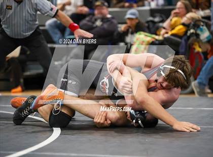 Thumbnail 3 in Roosevelt Invitational photogallery.