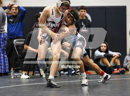 Thumbnail 2 in Roosevelt Invitational photogallery.