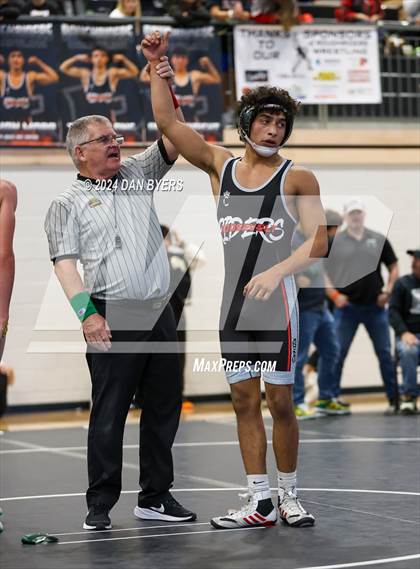 Thumbnail 2 in Roosevelt Invitational photogallery.