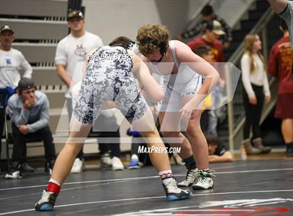 Thumbnail 2 in Roosevelt Invitational photogallery.