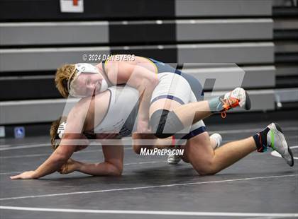 Thumbnail 2 in Roosevelt Invitational photogallery.