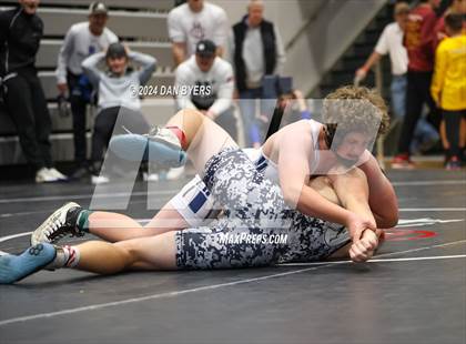 Thumbnail 3 in Roosevelt Invitational photogallery.