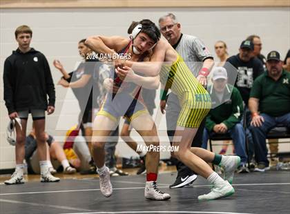 Thumbnail 3 in Roosevelt Invitational photogallery.