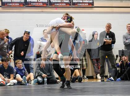Thumbnail 2 in Roosevelt Invitational photogallery.
